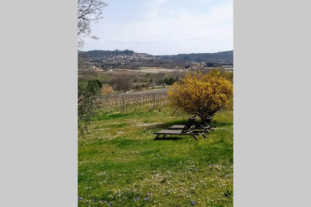 Le Tilleul Lacoste (Vaucluse) Exterior foto